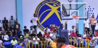 Villa Francisca gana el primero en inicio serie final torneo basket U25 del Distrito Nacional