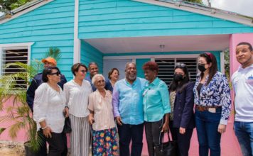 Gabinete de Política Social entrega vivienda totalmente reconstruida y amueblada a Doña Ramona en Monte Plata