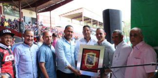 Inauguran XXIII Torneo Empresarial de Softball de la provincia Duarte