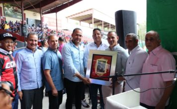 Inauguran XXIII Torneo Empresarial de Softball de la provincia Duarte