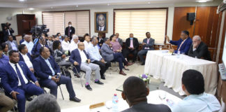 Provoca disgusto el “plantón” del director de la Policía