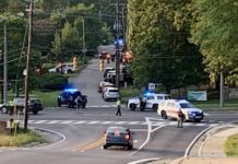 Tiroteo deja 2 personas muertas en una iglesia cerca de Birmingham, Alabama