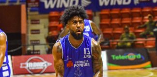 Marineros superan a Indios en apretado partido