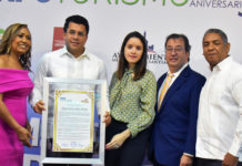 Ministro de Turismo promete convertir a Santiago en gran destino turístico