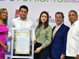 Ministro de Turismo promete convertir a Santiago en gran destino turístico