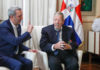 Presidente Abinader recibe al comandante Delio Gómez Ochoa