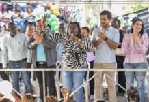 Diputada Dulce Rojas celebra por todo lo alto fiestón a las madres de SDN