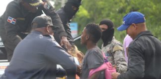 ASDN y MIGRACIÓN detienen 166 haitianos ilegales arrabalizaban la vía pública