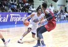 Titanes propinan revés a los Indios