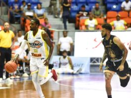 Metros ganan serie particular a Leones con gran debut de Galloway
