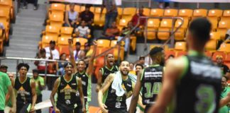 Familia da dramática victoria a los Soles sobre los Metros