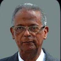 Falleció este lunes el escritor, poeta y abogado Antonio Lockward Artiles