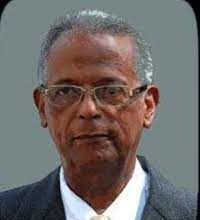 Falleció este lunes el escritor, poeta y abogado Antonio Lockward Artiles