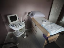 ‘Mujeres’, la palabra que está desapareciendo en el debate sobre el aborto