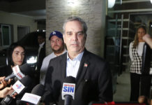 Presidente y primera dama visitan a la familia Jorge Villegas para solidarizarse por la muerte del ministro de Medio Ambiente y amigo, Orlando Jorge Mera