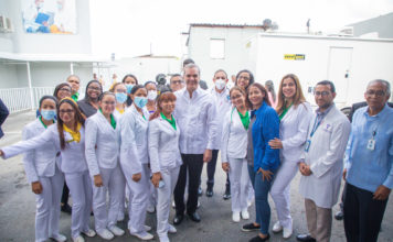 Presidente Abinader encabeza inauguración en la Clínica Dr. Cruz Jiminián