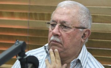 Comentarista de la Z101, don Álvaro Arvelo se encuentra ingresado en UCI de Cedimat