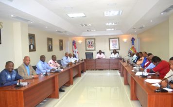 Regidores destacan transparencia de ASDN con fondos entregado por LMD para construcción de aceras y contenes