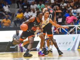 Reales eliminan a los Marineros y esperan resultado del domingo