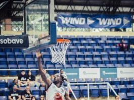 Los Reales consiguen primera victoria en fase eliminación LNB