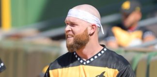 Gigantes firman a Eric Filia para la temporada de LIDOM 2022-2023