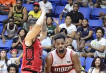 Indios vencen a los Leones y clasifican primero