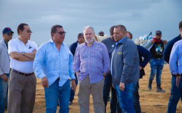 Alcalde Carlos Guzmán y ministro de Medio Ambiente supervisan funcionamiento de vertedero Duquesa