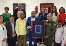 Ayuntamiento de El Seibo reconoce como Hijo Distinguido y Meritorio al director de la DIGESETT