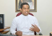 Sacerdote rechaza la ideología de género en Código Penal