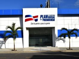Plan Social asiste a centros de Hogares Crea Dominicana