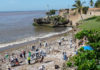 Voluntariado Bancentraliano realizó jornada de limpieza de costas en playa de San Gil, del malecón de Santo Domingo