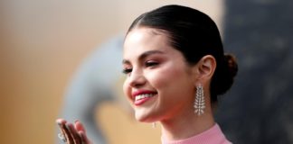 Selena Gomez dice que lleva más de 4 años sin entrar en internet y que ha sido genial para su salud mental