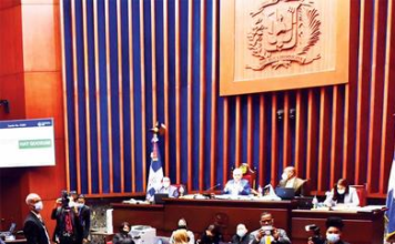 ¿Qué hace el Senado que no quiere que la población se entere?