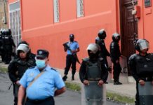 Policía ingresó a la curia episcopal y se llevó a monseñor Rolando Álvarez