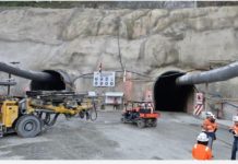 Técnicos ya trabajan en ensamblaje de equipos para el rescate de mineros