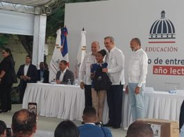Gobierno inicia entrega de útiles escolares a estudiantes de escuelas públicas