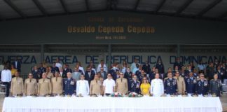 Fuerza Aérea realiza vistosa actividad de condecoraciones, reconocimientos y graduaciones