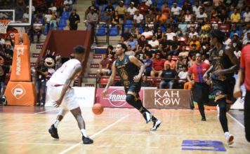 Guerrero y Leones dan golpiza a Indios y lideran 2-1 la final