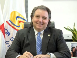 Renuncia Rafael Velazco, el superintendente de electricidad