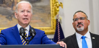 Los millones de estadounidenses que se ahorrarán hasta US$20.000 gracias al perdón de las deudas estudiantiles anunciado por Biden