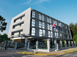 Incremento de salarios de altos ejecutivos del Gobierno escandalizan a la población