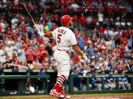 Albert Pujols pega grand slam y se coloca a diez jonrones de los 700
