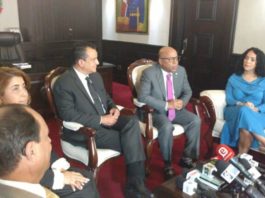 Pacheco se compromete con JCE “acelerar” aprobación reforma a leyes electorales