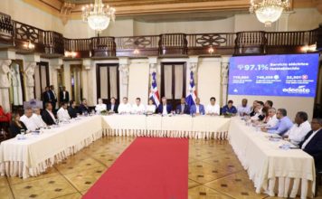 Presidente Abinader rinde informe sobre avances en labores de ayuda tras huracán Fiona