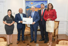 Poder Ejecutivo deposita ante el Senado proyecto de Ley General de Facturación Electrónica