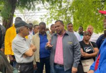 Alcalde Carlos Guzmán encabeza trabajos de limpieza, reparaciones, restablecimiento eléctrico y poda de árboles tras huracán Fiona