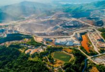 Abinader autoriza presa de colas para Barrick, con condiciones