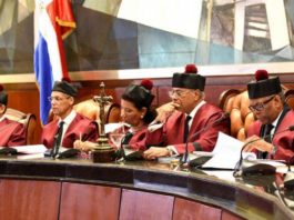 Tribunal Constitucional rechazó suspender disposición de vacunas