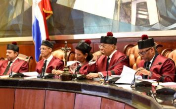 Tribunal Constitucional rechazó suspender disposición de vacunas