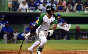 José Tena lidera triunfo de las Estrellas ante el Licey en extrainnings